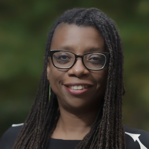 Meet your Posher, La'tonya - Picture 1 of 1